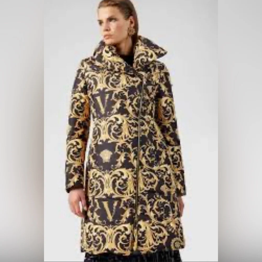 RARE Versace women gold Medusa barrocco puffer coat NWT